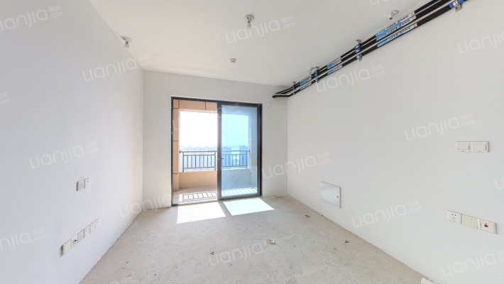 特房莱昂公馆一期二手房实景图