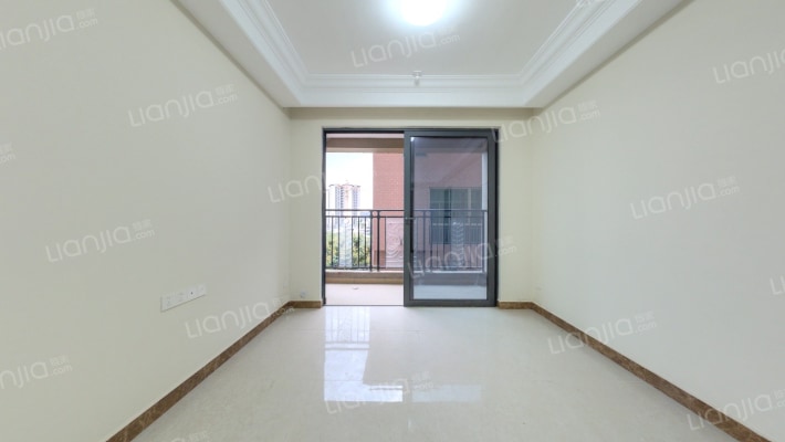 中新紫荆府二手房实景图