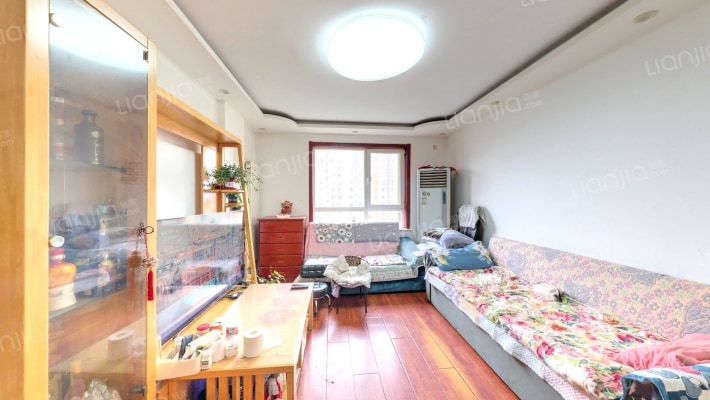 佟馨家园B区二手房实景图