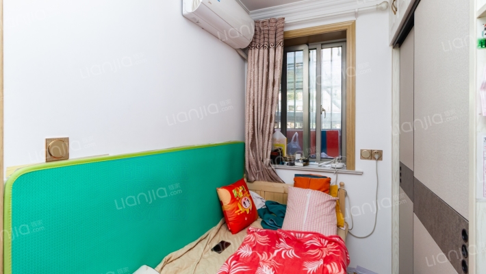 科宁公寓二手房实景图