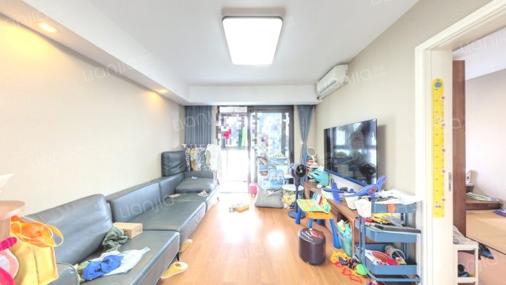 嘉誉山A区二手房实景图