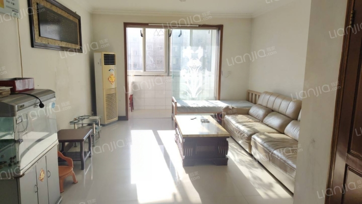 鸿鹏花园二手房实景图