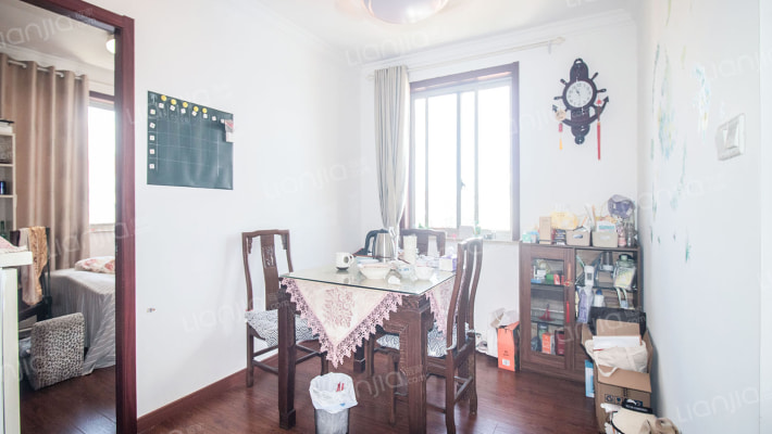 金桥新村一街坊二手房实景图