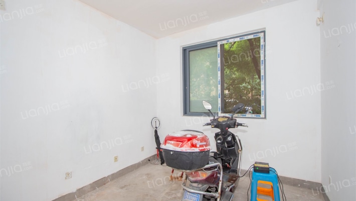 东方康德家园三期二手房实景图