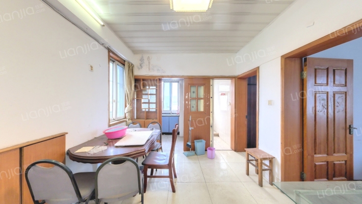 惠华新村A区1-71号二手房实景图