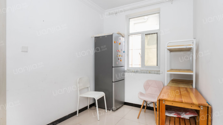 旬阳新村二手房实景图