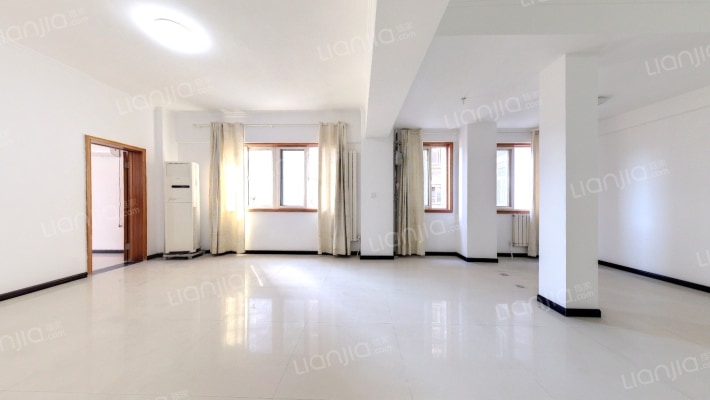 新科大厦二手房实景图