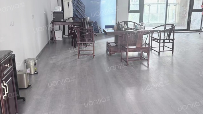 朗基湖畔时光二手房实景图