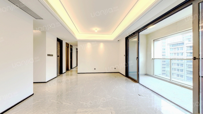 香港置地衿湖翠林云峯三期二手房实景图