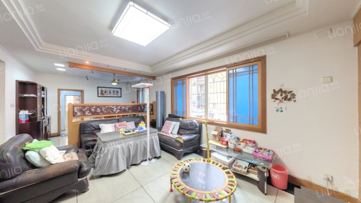 湖南烈士公园宿舍二手房实景图