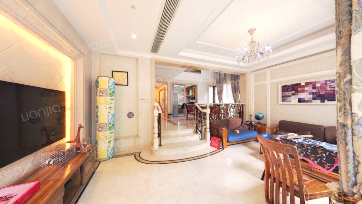 万科翠逸花园二区二手房实景图