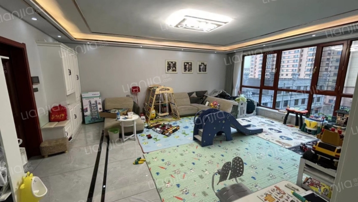 龙汇小区二手房实景图