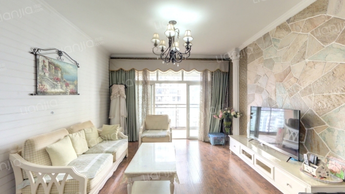 富士达锦绣格林二手房实景图