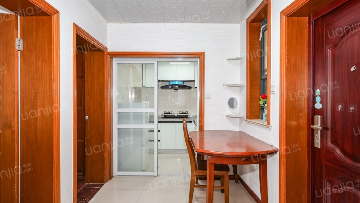 花苑村玉兰园二手房实景图