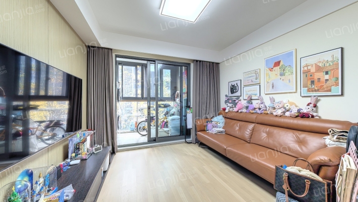 世纪江湾二手房实景图