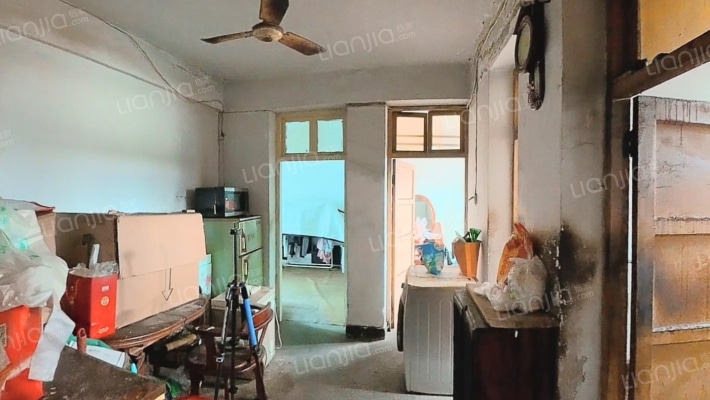 皮革厂家属院二手房实景图