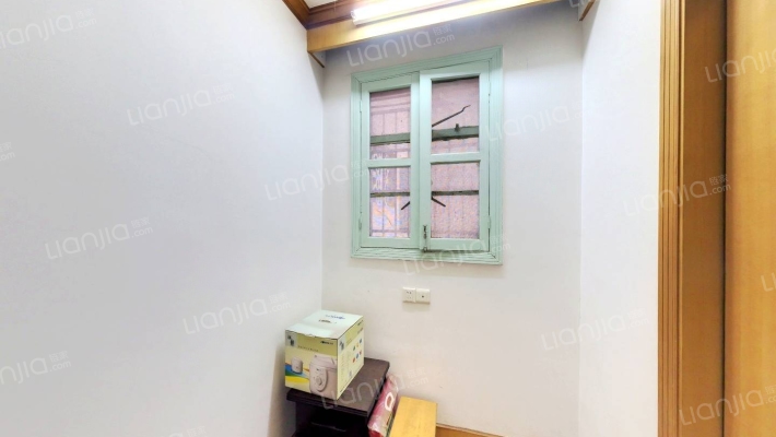 浦东南路1780弄二手房实景图