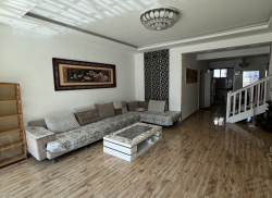 整租·富豪城 3室2厅 南/北_富豪城租房