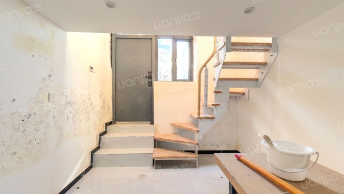 东唐街二手房实景图