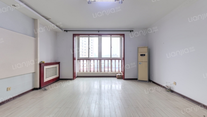 等驾坡教育公寓二手房实景图