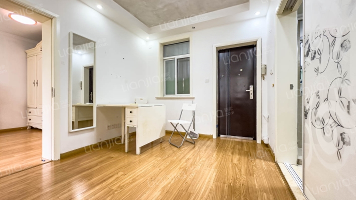 茅台雅苑二手房实景图