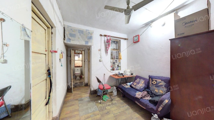 时光小区二手房实景图