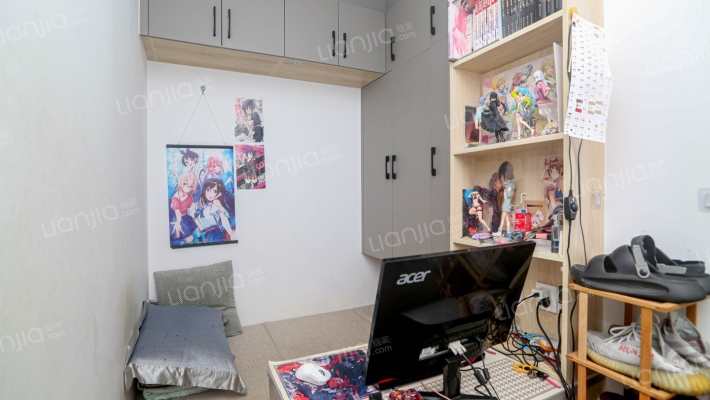 港驳小区二手房实景图