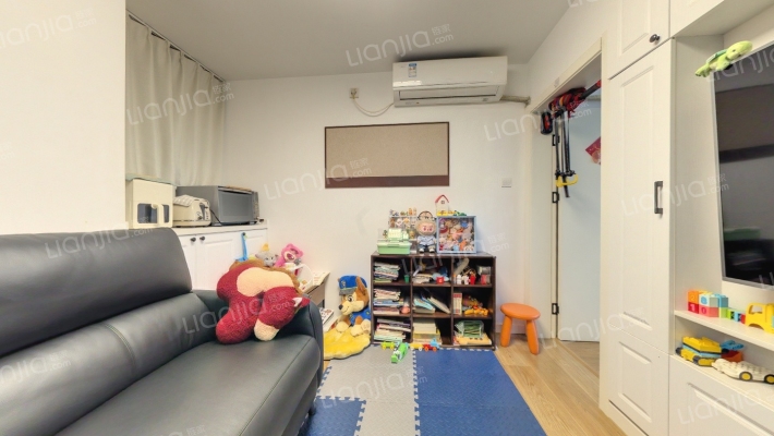 耀高大楼二手房实景图