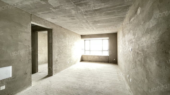 富力前海南区二手房实景图