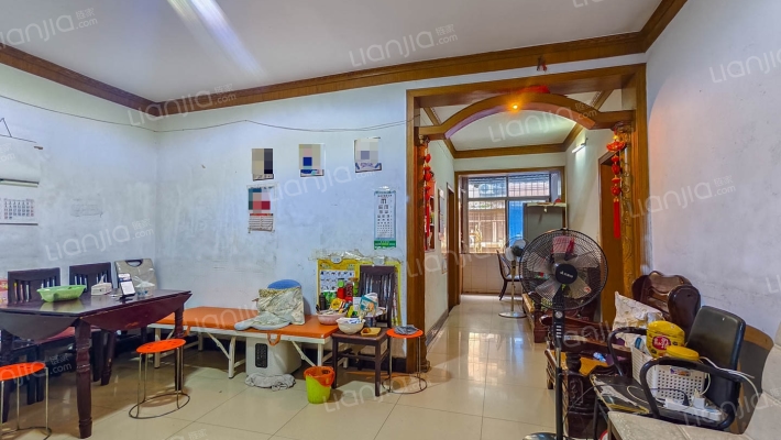 政法路二手房实景图