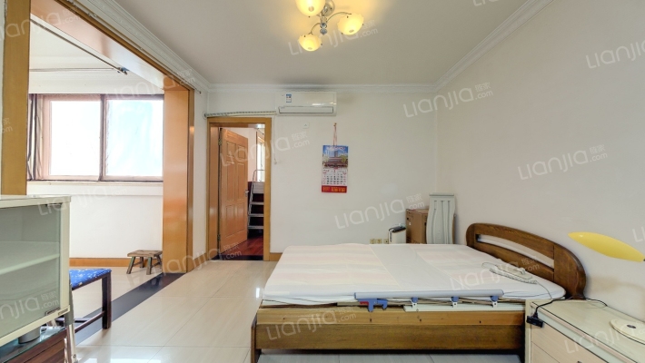 沙田新苑二手房实景图