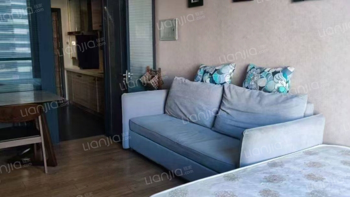 佳泰V公馆二手房实景图