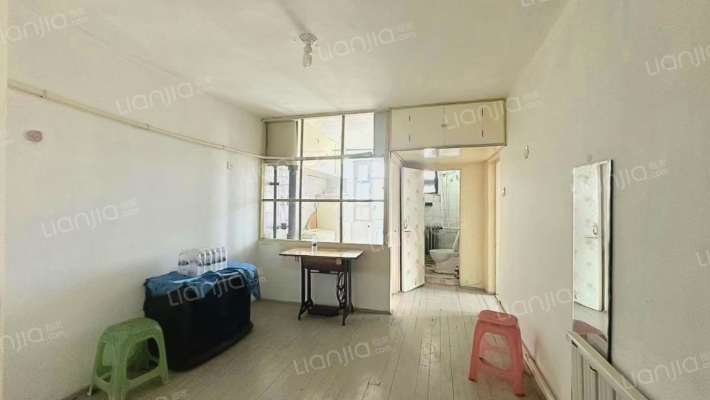 建设者公寓二手房实景图