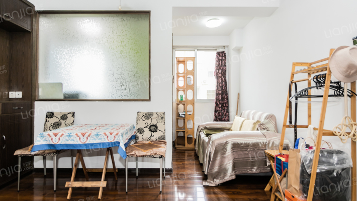 新长征花苑二手房实景图