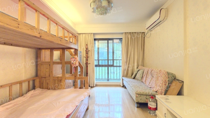 郁金香国际公寓二手房实景图