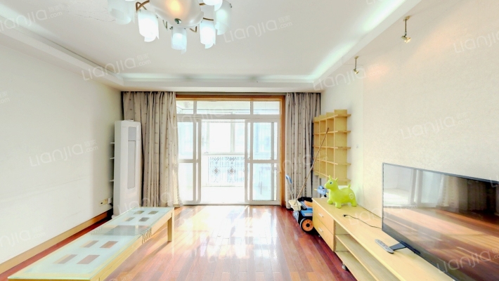 银都名庭二手房实景图