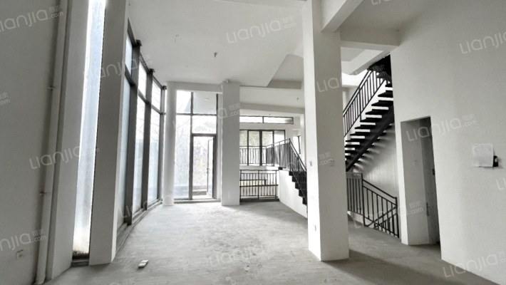 麓湖生态城原溪岸二手房实景图