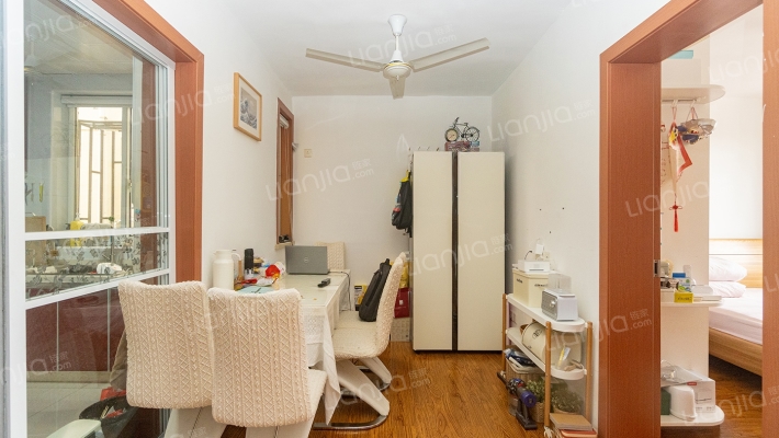 金杨新村五街坊二手房实景图