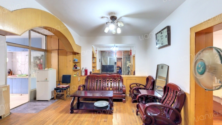 狮慈社区二手房实景图