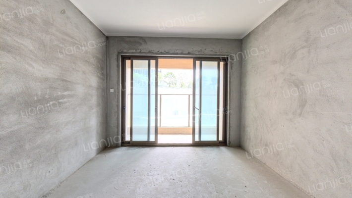 富逸城臻誉二手房实景图