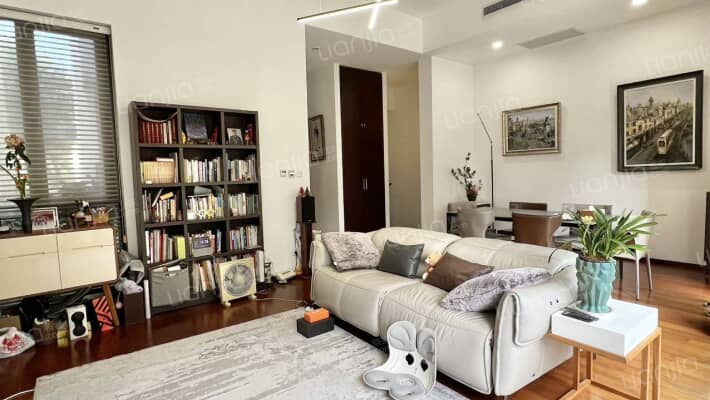 凯德林茵湖畔东区二手房实景图