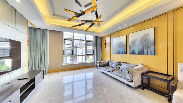 绿地海珀风华(别墅)二手房实景图