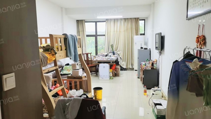 港龙大厦二手房实景图