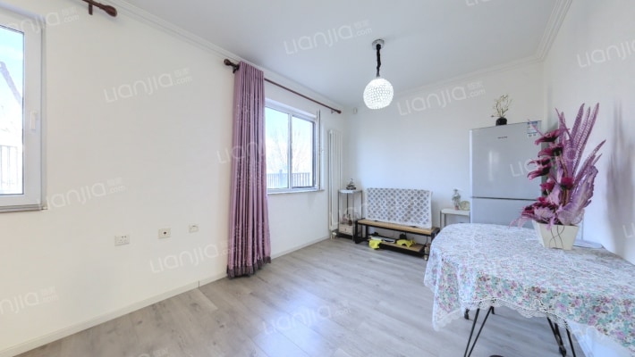 四季怡园三区二手房实景图