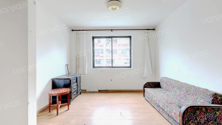 荷风翠庭二手房实景图