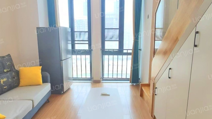 康桥悦城领仕馆二手房实景图