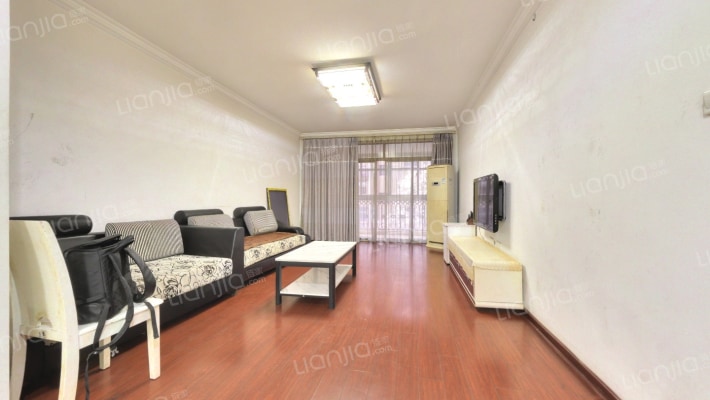 新锦港花园二手房实景图