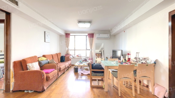 世豪公寓二手房实景图