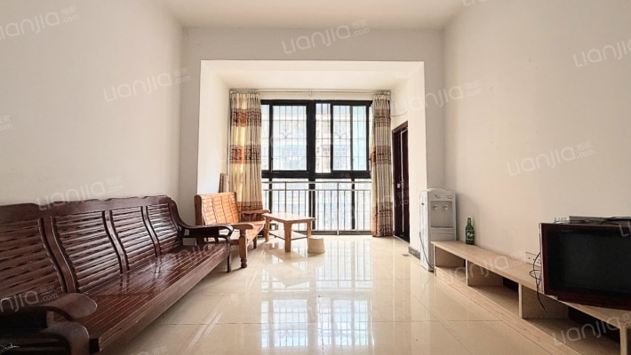 南河丽景B区二手房实景图