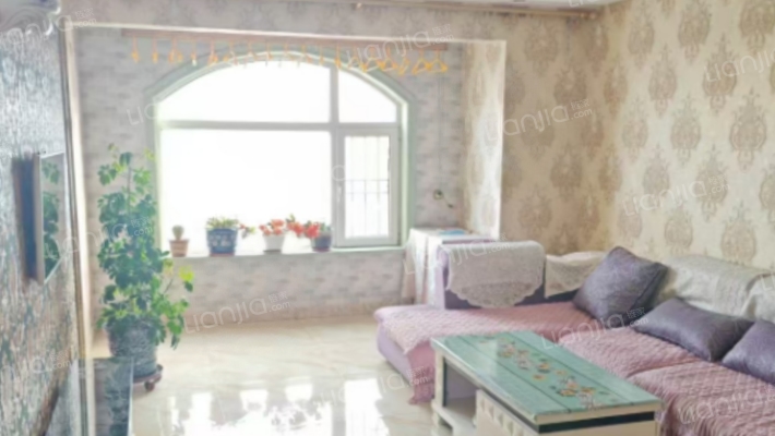 众泰嘉园二手房实景图